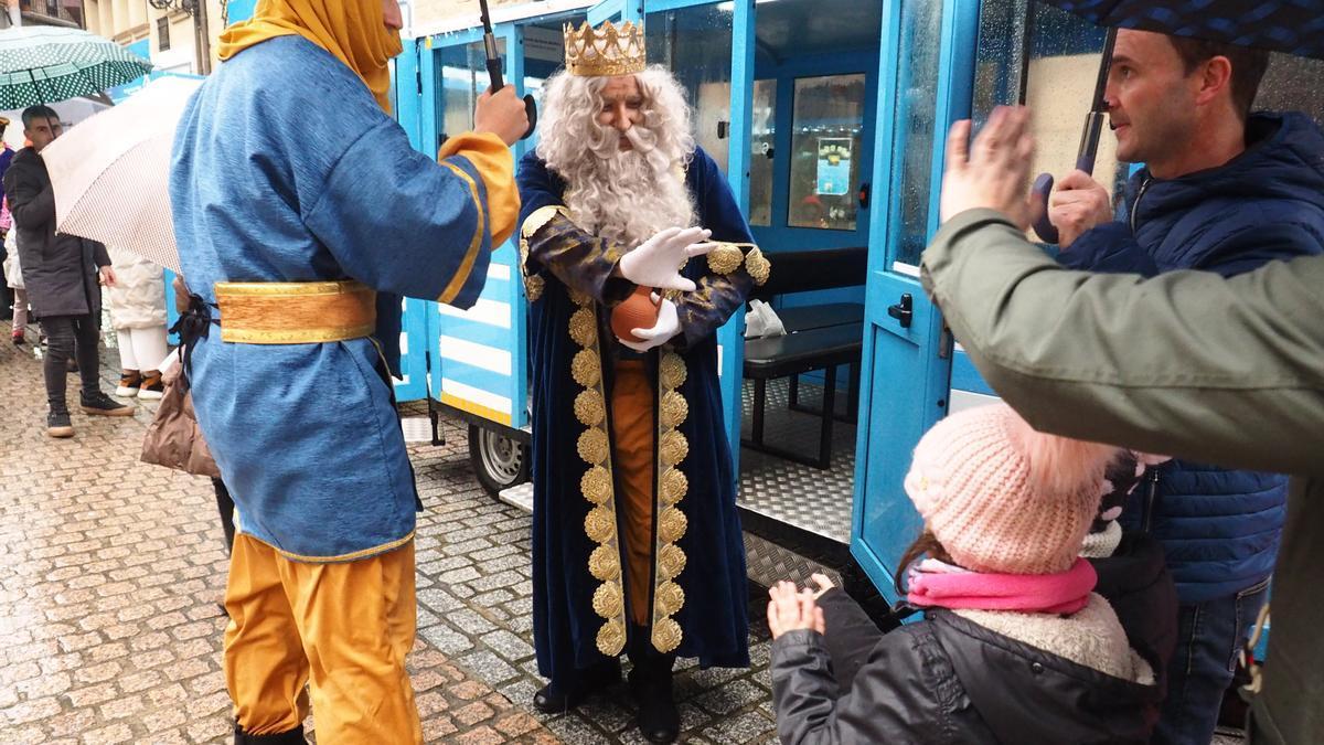 Meltxor, Gaspar eta Baltasar trenez iritsiko dira beste behin Azpeitira.