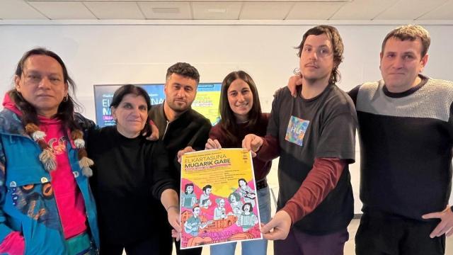 Algunos de los artistas participantes en la presentación del evento