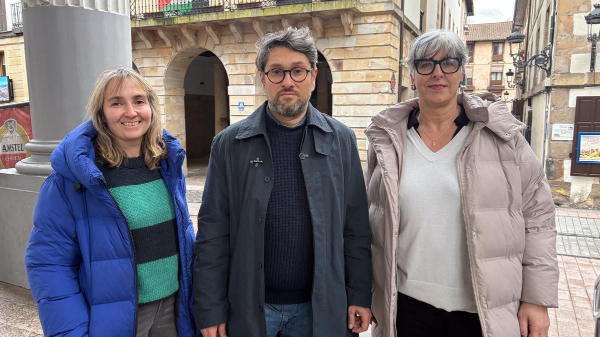 La formación jeltzale, con Joseba Aranburu en el centro.