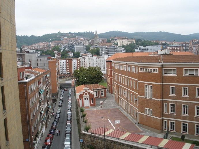 Piso con garaje en Solokoetxe.