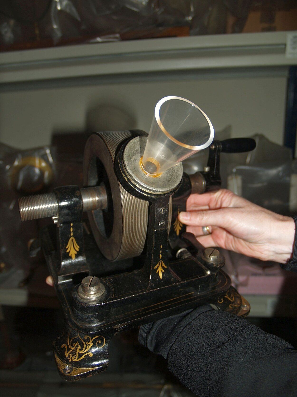 Fonógrafo de Edison perteneciente a la valiosa colección del Real Seminario.