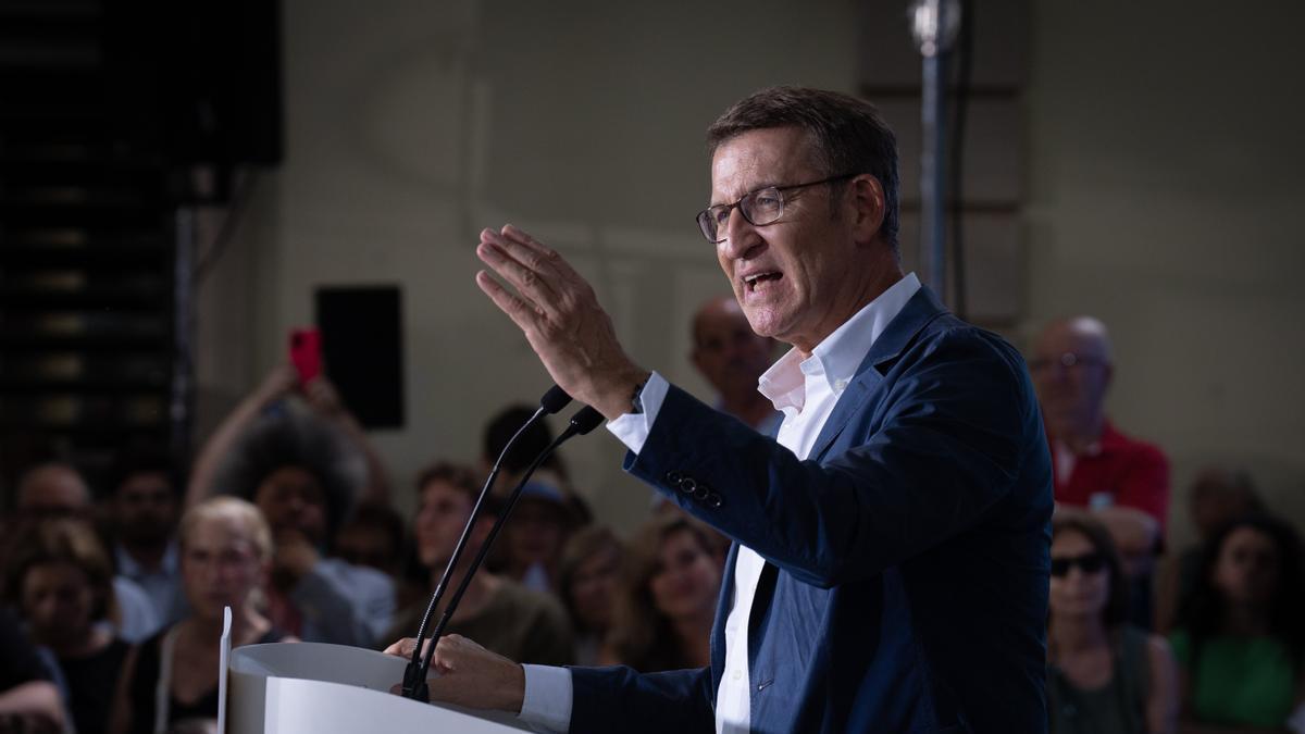 Alberto Núñez Feijóo en el acto de inicio de la campaña.