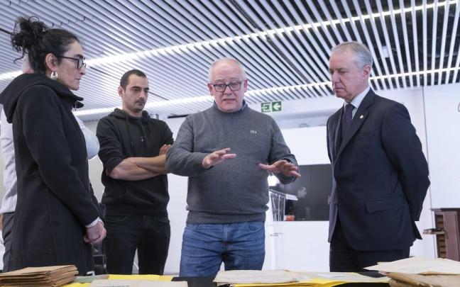 El Archivo Histórico de Euskadi recibe los fondos de Ixaka López Mendizabal.