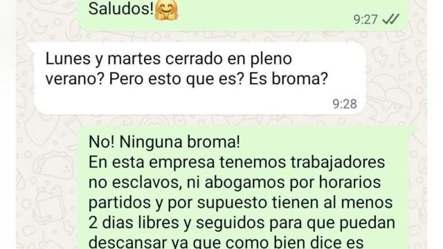 La conversación entre un cliente y un empresario de hostelería