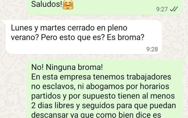 La conversación entre un cliente y un empresario de hostelería