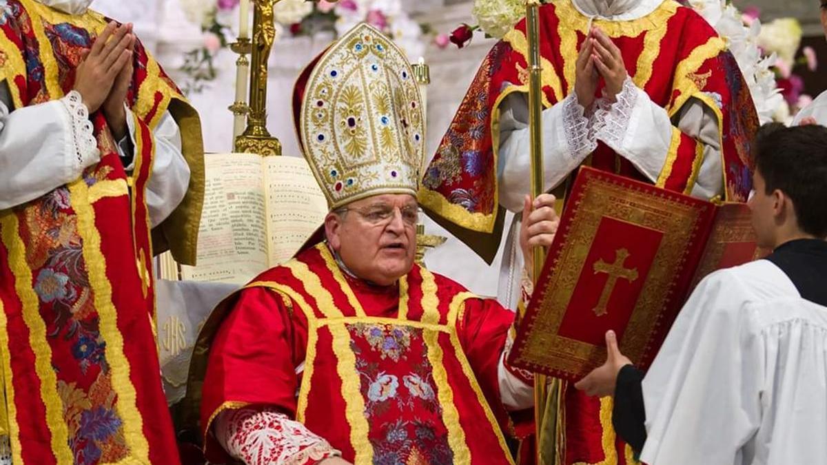 El cardenal estadounidense Raymond Burke.