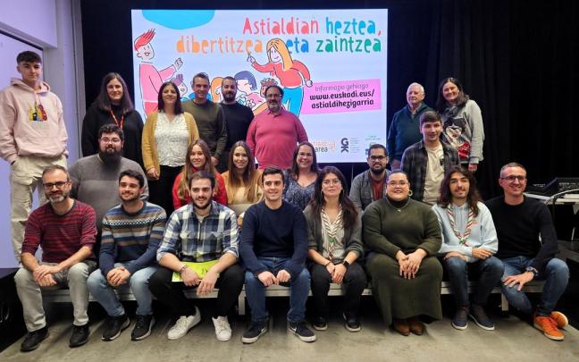 La Mesa de Coordinación del Tiempo Libre Educativo, que representa a más de 100 grupos de tiempo libre, ha elaborado la Estrategia 2030 para impulsar la educación en el tiempo libre. La Mesa de Coordinación del Tiempo Libre Educativo, que representa a más de 100 grupos de tiempo libre, ha elaborado la Estrategia 2030 para impulsar la educación en el tiempo libre.