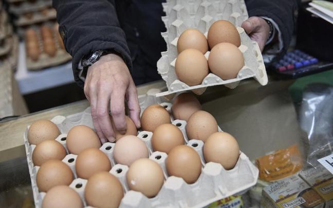 Huevos en un supermercado