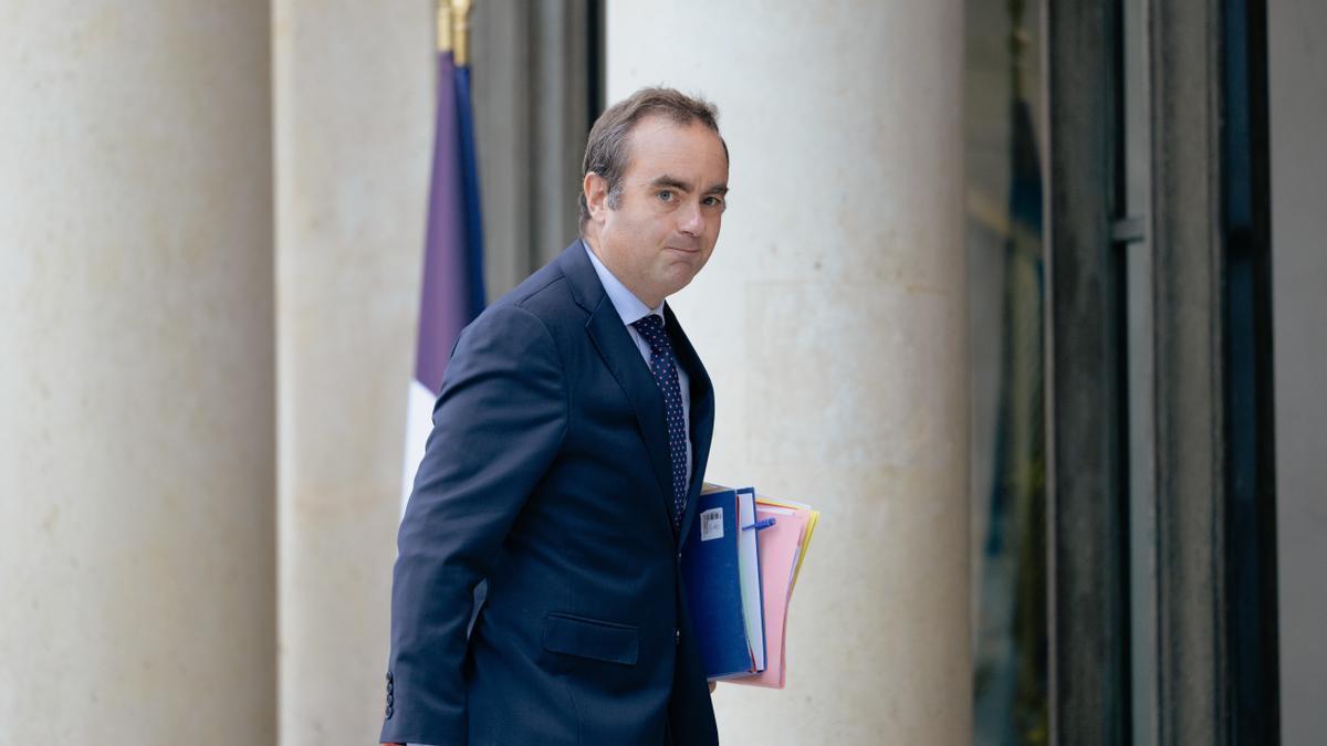 El ministro de Defensa de Francia, Sébastien Lecornu, nombrado nuevo jefe de Gobierno