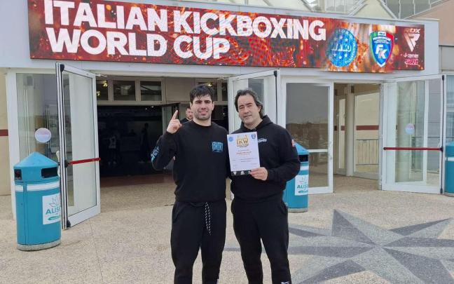 Joseba Dosuna está muy satisfecho del resultado en el Copa del Mundo Kick boxing WAKO