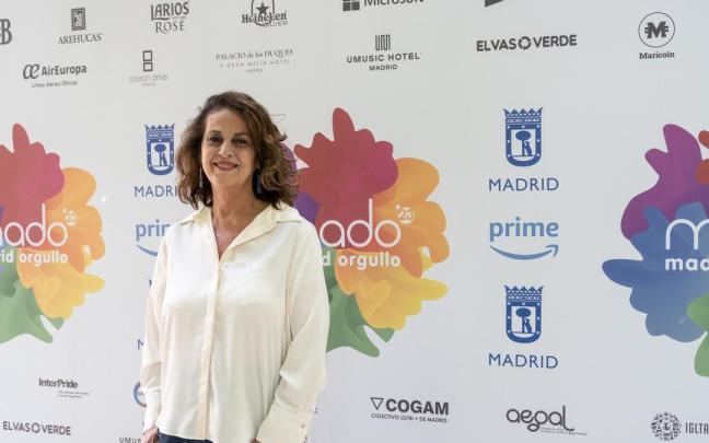Carla Antonelli durante al presentación de la Fiesta del Orgullo en Madrid.