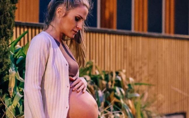 Verdeliss, embarazada de su octava hija.