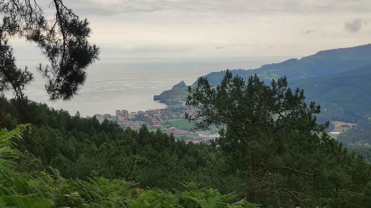 En imágenes: Jata, una cumbre sobre la costa vizcaina