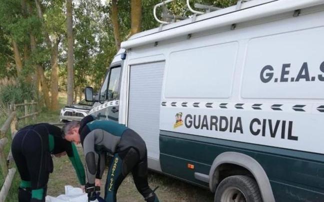 El momento de la recuperación del cuerpo. El momento de la recuperación del cuerpo.