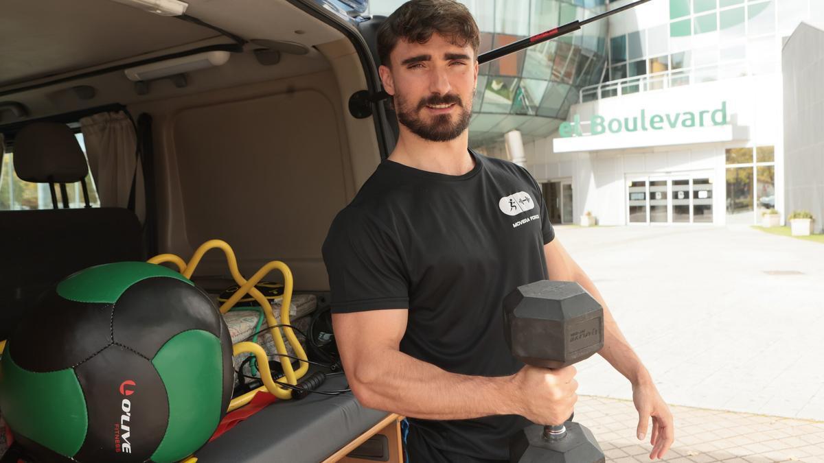 La Cápsula de Gorka Caseras; el gimnasio que sale a la calle.