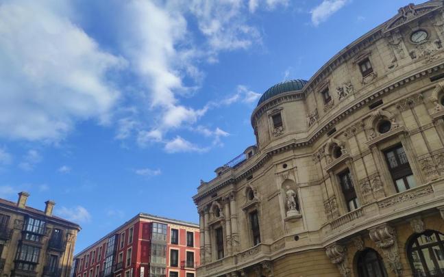 Antzeko egoera larunbatean, goiz hodeitsuarekin.