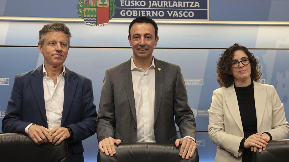 El vicelehendakari segundo y consejero de Economía, Trabajo y Empleo, Mikel Torres.