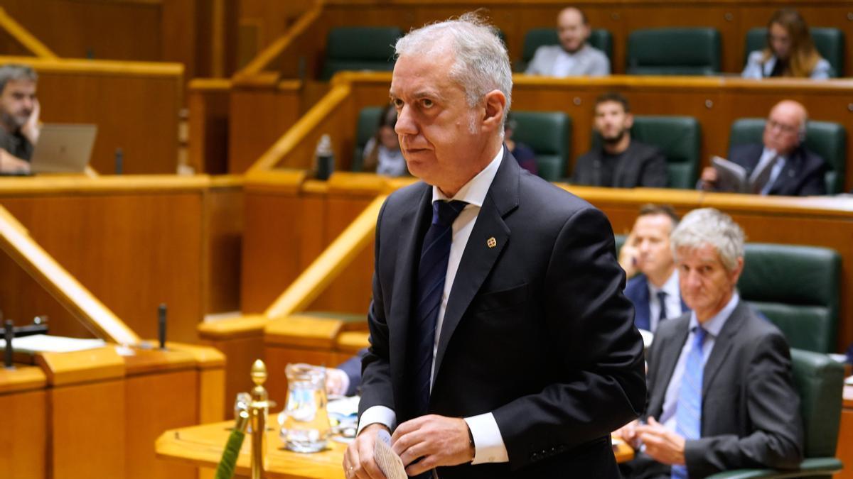 El lehendakari, Iñigo Urkullu, durante el pleno de control al Gobierno vasco en el Parlamento.