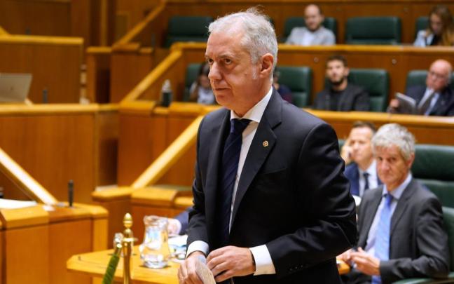 El lehendakari, Iñigo Urkullu, durante el pleno de control al Gobierno vasco en el Parlamento.
