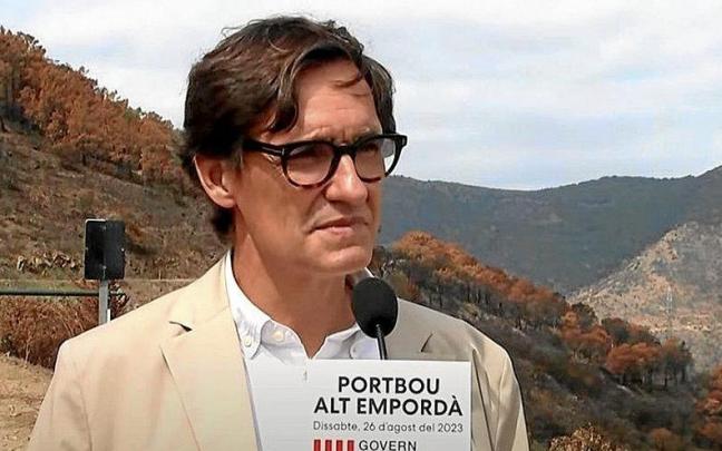 El líder de los socialistas catalanes, Salvador Illa, ayer durante una intervención en Portbou (Girona).