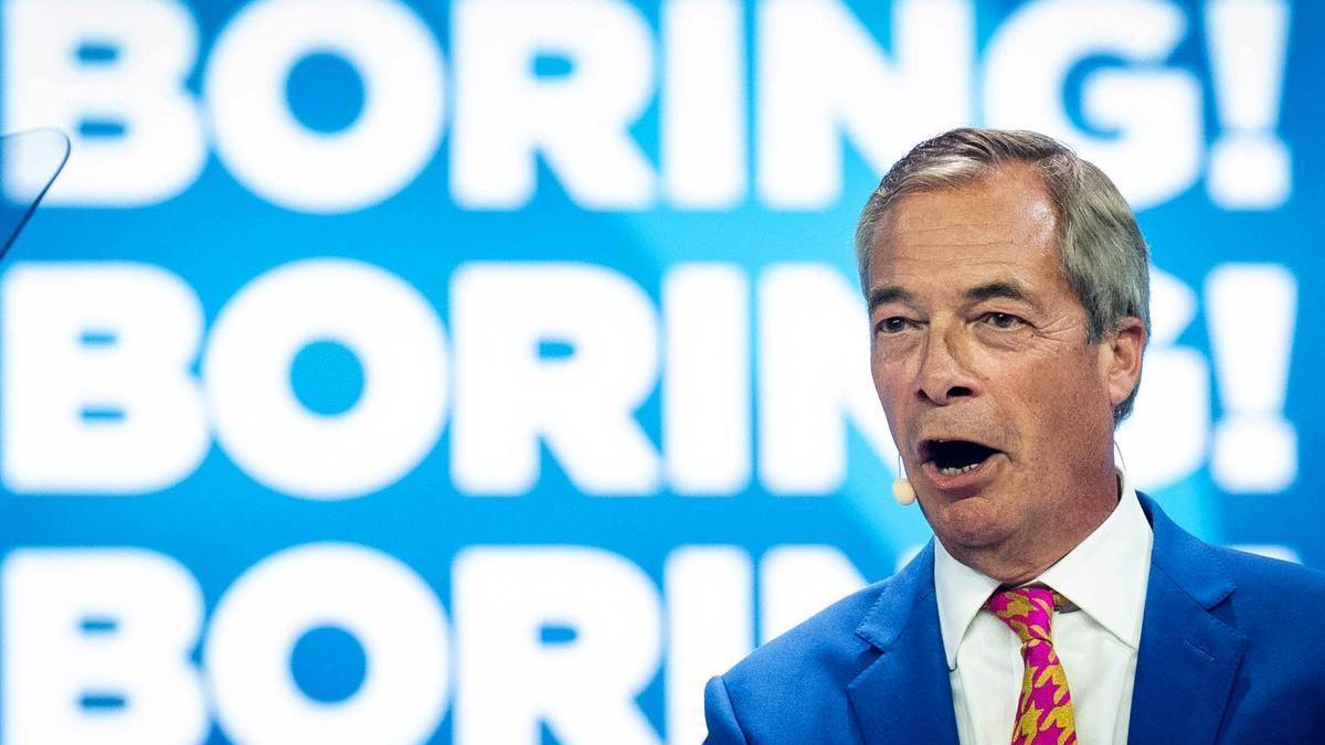 El ultraderechista Nigel Farage durante su discurso en Birmingham.