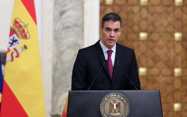 Pedro Sánchez, durante su comparencia este viernes en El Cairo. Pedro Sánchez, durante su comparencia este viernes en El Cairo.