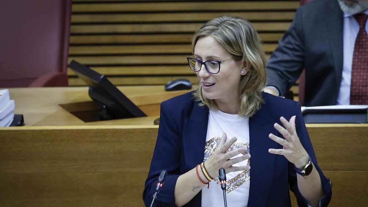 Laura Chulià: "El Gobierno de Sánchez presume de unas ayudas que no paga mientras abandona a empresas y familias afectadas por la riada"