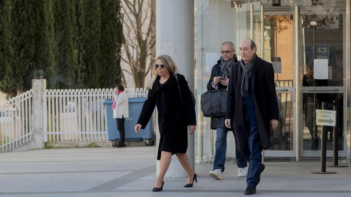 La asesora de Moncloa, Cristina Álvarez, a su salida de los juzgados de Plaza Castilla después de testificar ante el juez del ‘caso Begoña'