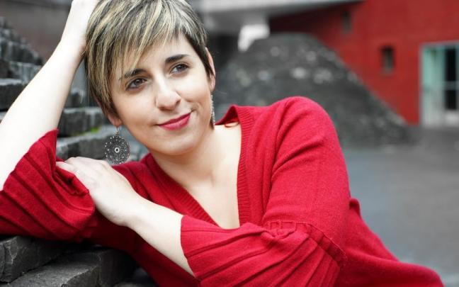 La pianista Itxaso Saínz de la Maza actuará junto a la soprano Jone Martínez en el claustro de la iglesia de Santa María el 28 de agosto. / N.G. La pianista Itxaso Saínz de la Maza actuará junto a la soprano Jone Martínez en el claustro de la iglesia de Santa María el 28 de agosto.