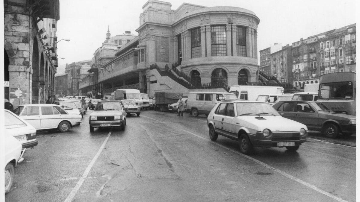 Mercado de la Ribera en 1984