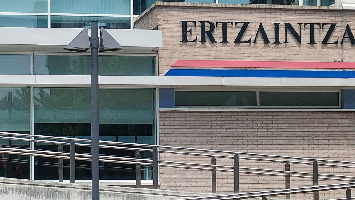 Comisaría de la Ertzaintza.