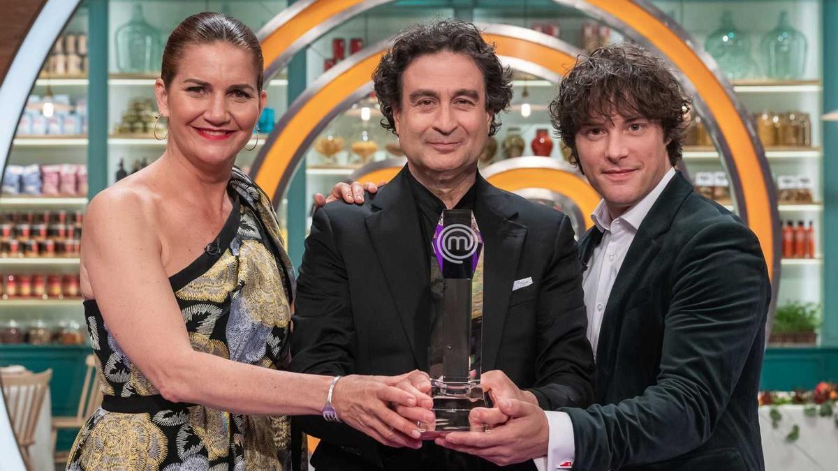 Samantha Vallejo-Nágera, Pepe Rodríguez y Jordi Cruz, jurado de 'MasterChef'.