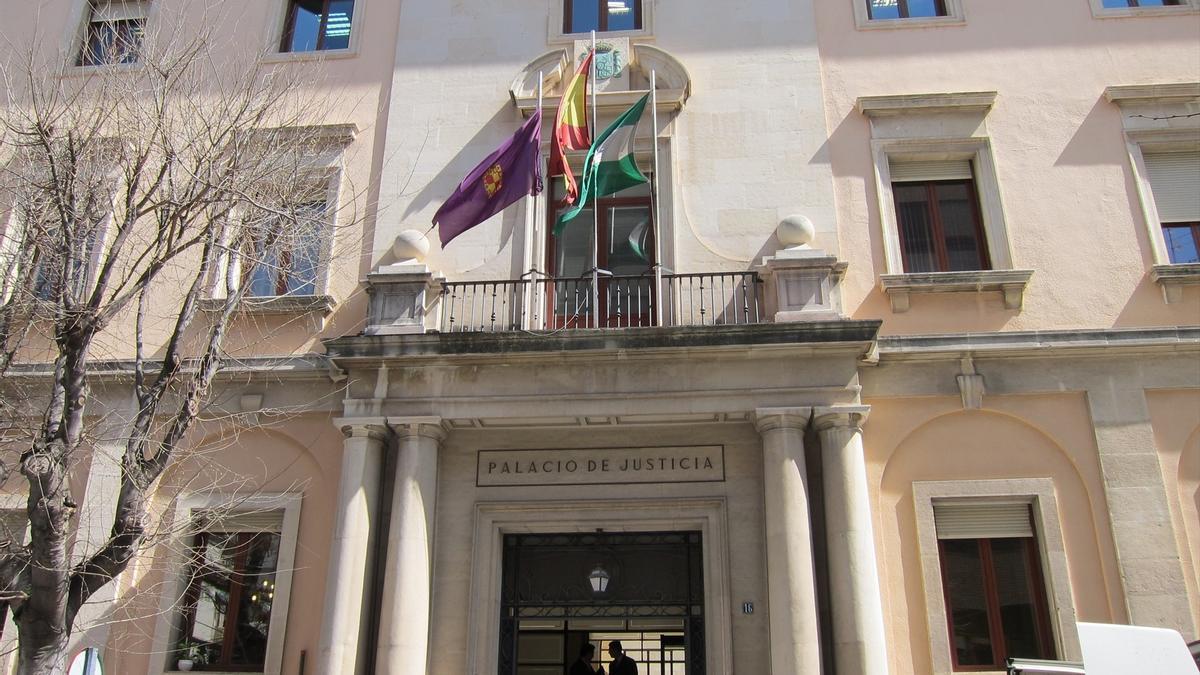Edificio de la Audiencia de Jaén.