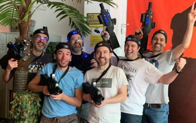 En Donostia Laser Parkea cuentan con zona ‘laser tag’ para competir en grupo.