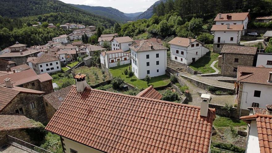 Vista de Roncal.