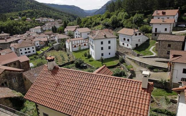 Vista de Roncal. Vista de Roncal.