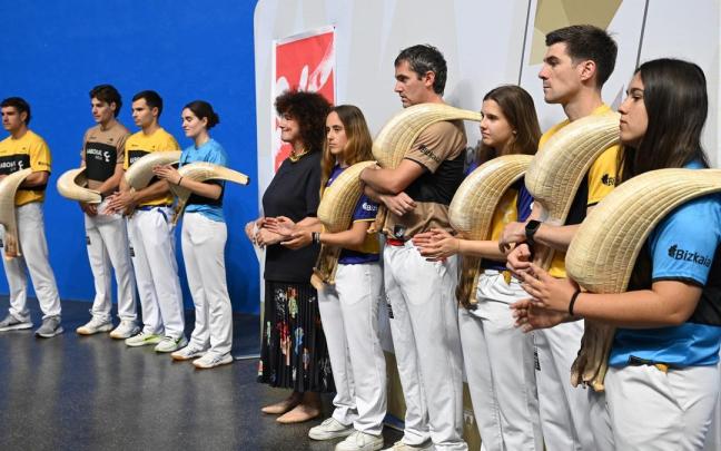 En imágenes: Presentación del Master Series de Mungia de cesta punta profesional, organizado por la empresa Eraman! Jai Alai.