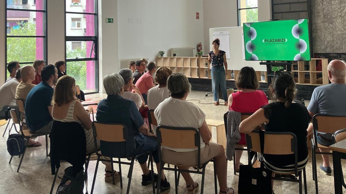 Reunión del proceso 'Plazabizi'.