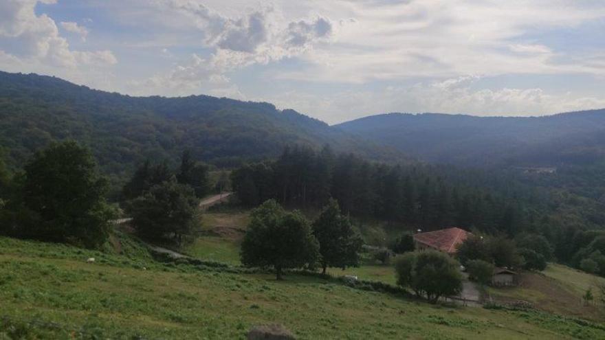 Bajando hacia los caserios