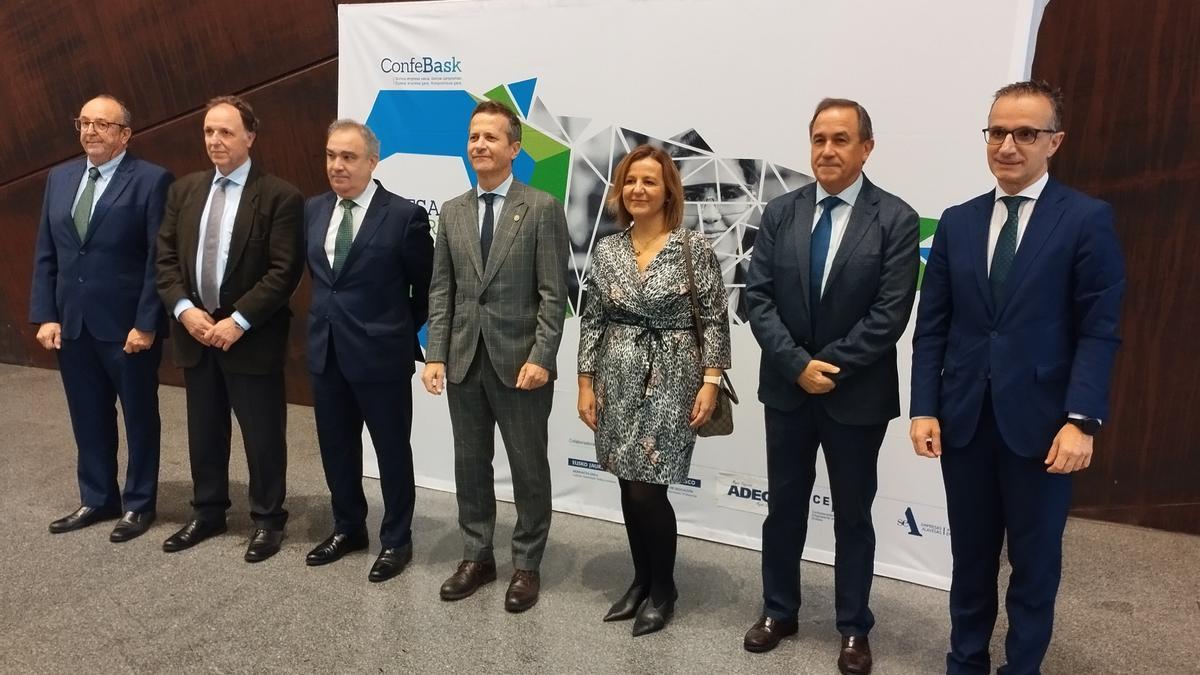 Acto Empresa&FP organizado por la patronal Confebask en el Palacio Euskalduna.