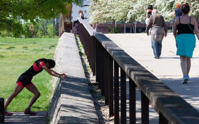 Astean hirutan gutxienez kirola egitea gomendatzen da.