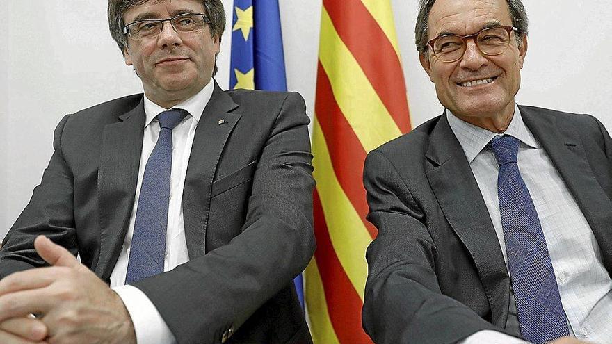 Carles Puigdemont y Artur Mas