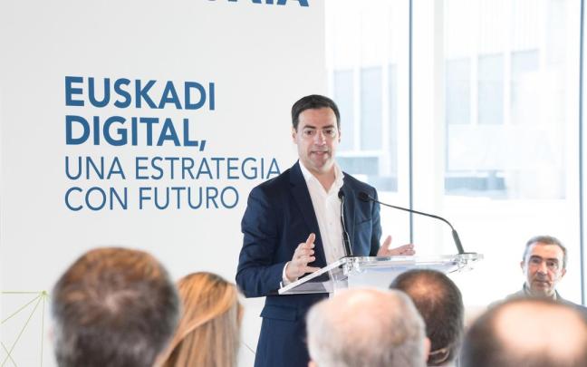 Imanol Pradales, durante el acto organizado por el clúster de Industrias del Conocimiento y Tecnología de Euskadi (Gaia). / EP Imanol Pradales, durante el acto organizado por el clúster de Industrias del Conocimiento y Tecnología de Euskadi (Gaia).