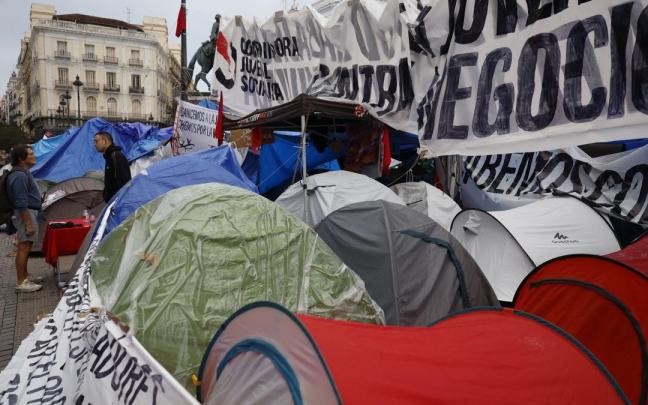 Vista general de la acampada de sol, cuyo desalojo ha vuelto a ser rechazado por el TSJM