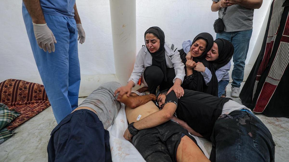 Al menos 500 personas han muerto en el ataque a un hospital de Gaza.