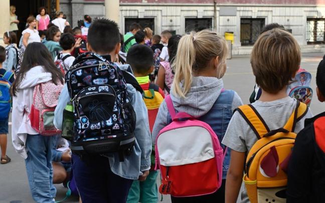 Apenas quedan unas semanas para que dé comienzo del curso 2023-2024. Apenas quedan unas semanas para que dé comienzo del curso 2023-2024.