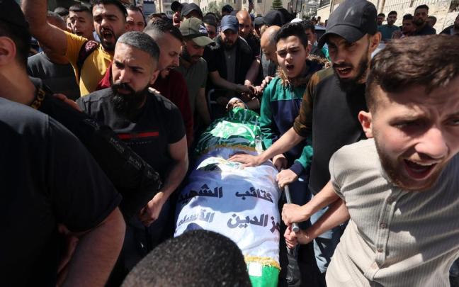 Tres palestinos muertos en una nueva incursión militar israelí en Nablus