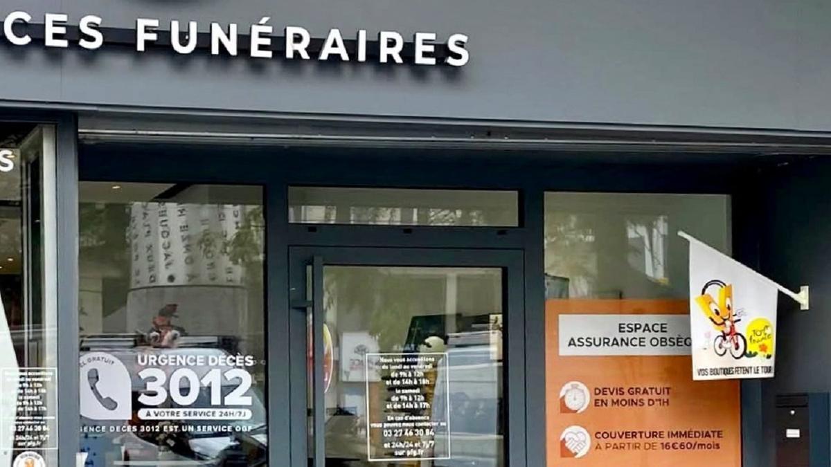 La funeraria protagonista.