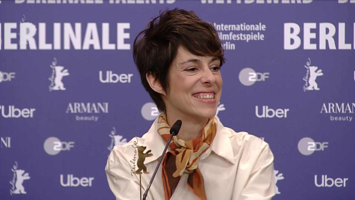 Captura de la comparecencia de Estibaliz Urresola ante los medios acreditados en la Berlinale