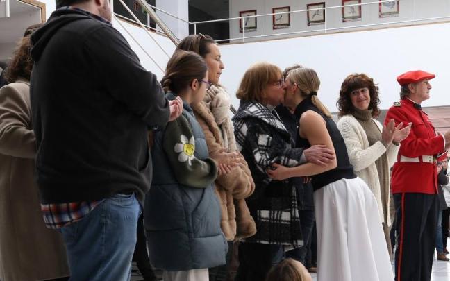 La Ertzaintza homenajea a “Montxo” Doral, agente asesinado por ETA en la ciudad de Irun en 1996.